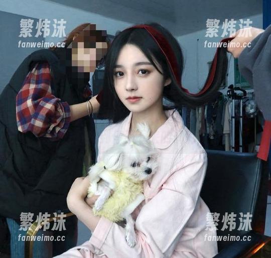 17c吃瓜网黑料爆料：在线分享那些让你笑到停不下来的精彩段子！