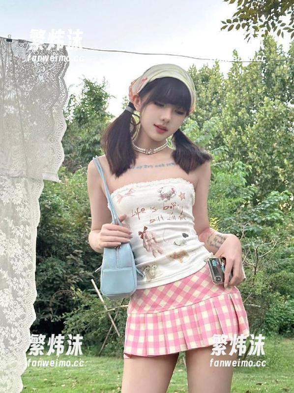 718黑瓜吃料导航，实时更新全网最热吃瓜资讯