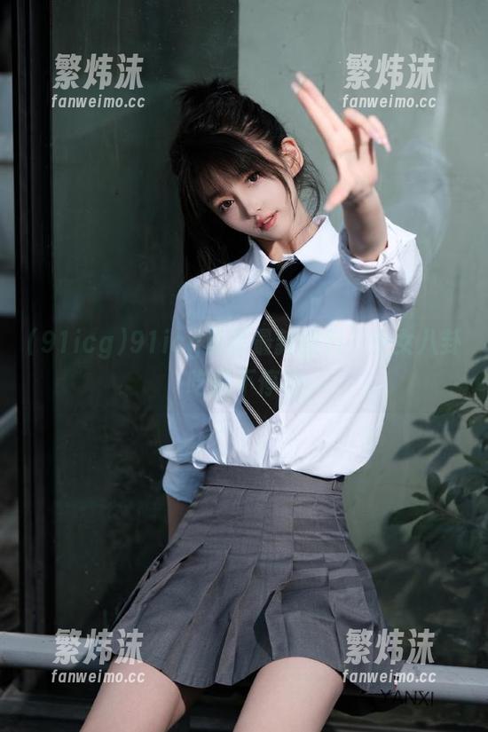 91icg首页最新爆料，少女八卦吃瓜不停歇