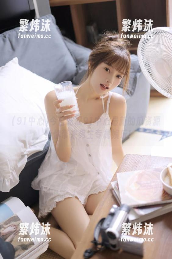 今日吃瓜91中心最新的瓜资源，给你带来男生专属娱乐！