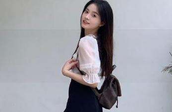 打开hlw首页，体验全新吃瓜方式，轻松获取海量资讯