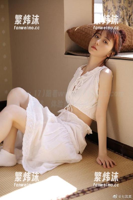 跟着www.17kanzb.com直达，体验最爽吃瓜盛宴