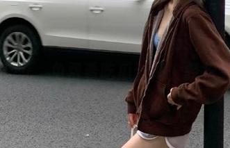 妹子力荐https://xgua99.tv，免费看吃瓜新闻，轻松掌握热点话题