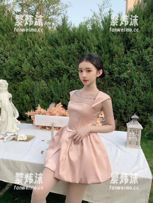 妹子推荐吃瓜51网App首页传送门，吃瓜不等待最新消息！