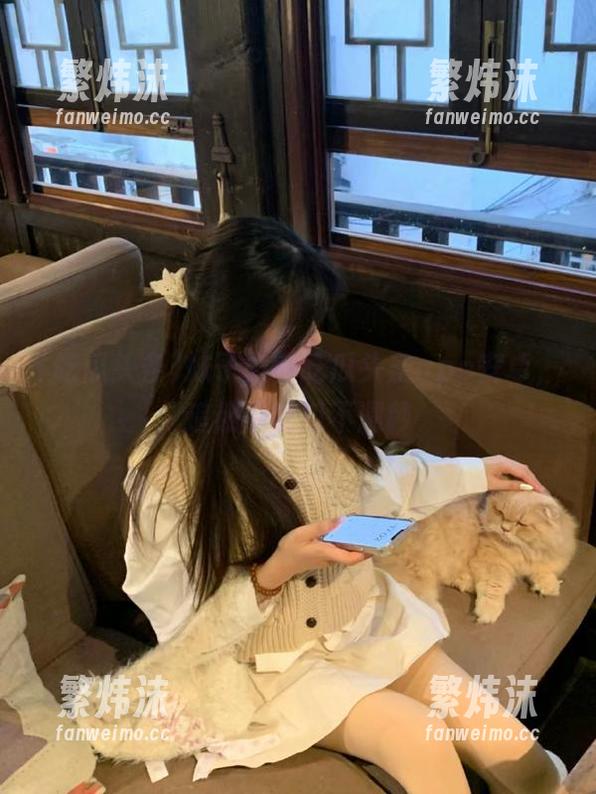 妹子力荐吃瓜头条app安卓，追热点吃瓜不漏秒