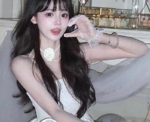 少女分享国产黑料吃瓜ios版最新地址，吃瓜不停歇！