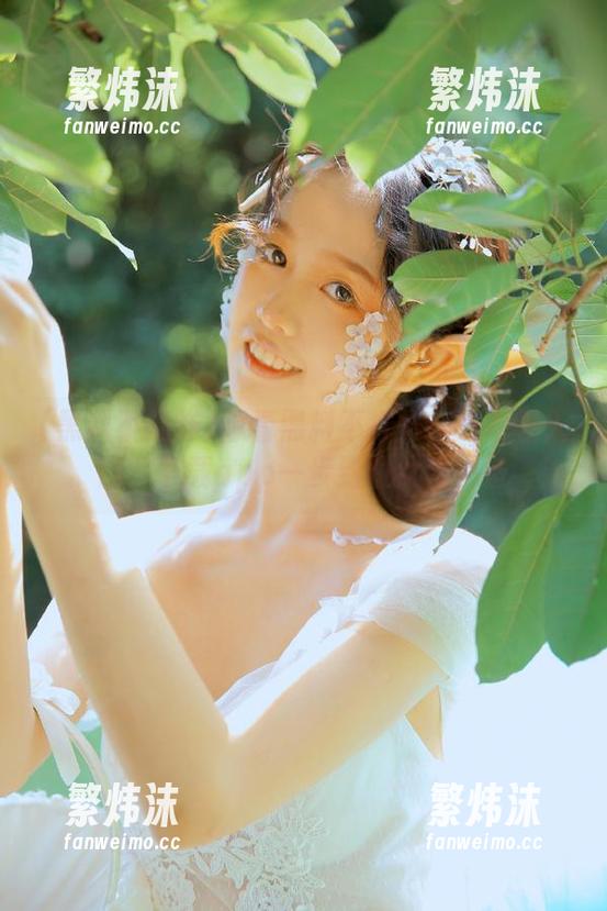 想看黑料不打烊在线观看入口？下载app一步到位女生必备