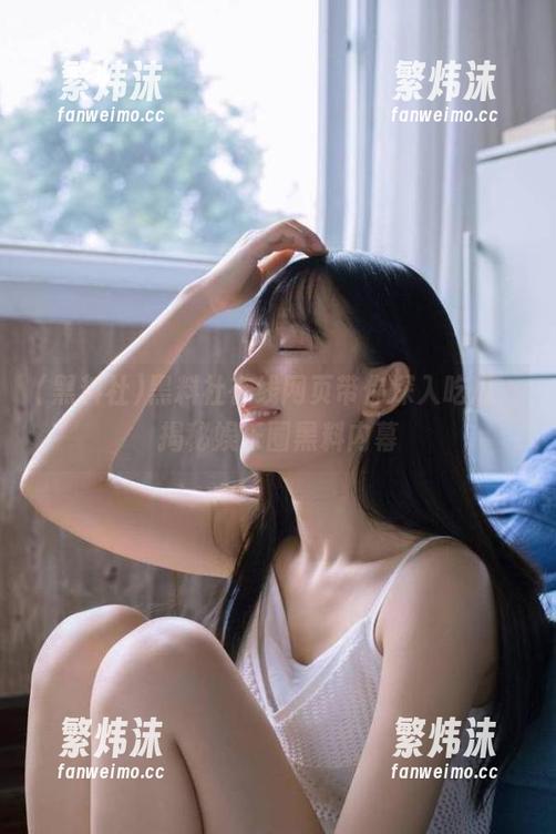 黑料社在线网页带你深入吃瓜，揭秘娱乐圈黑料内幕