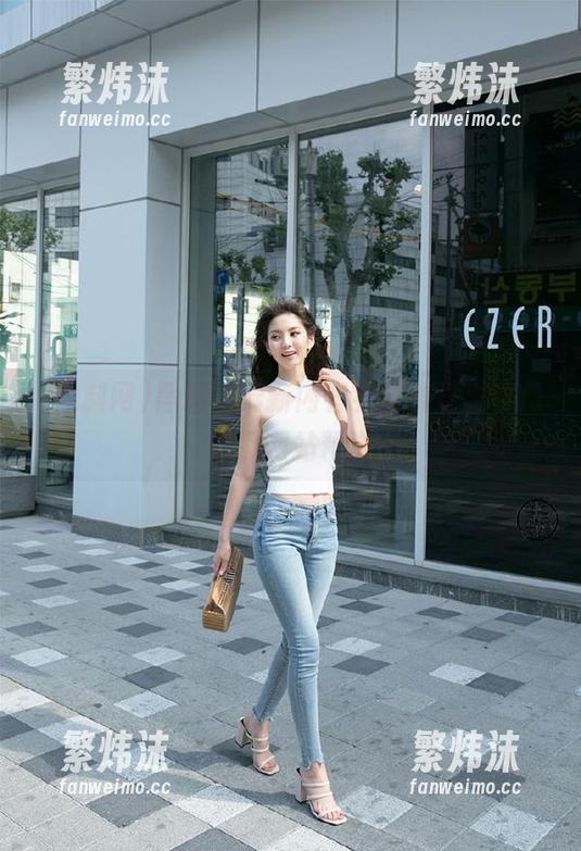 黑料网最新内容实时推送，热门吃瓜网站精选